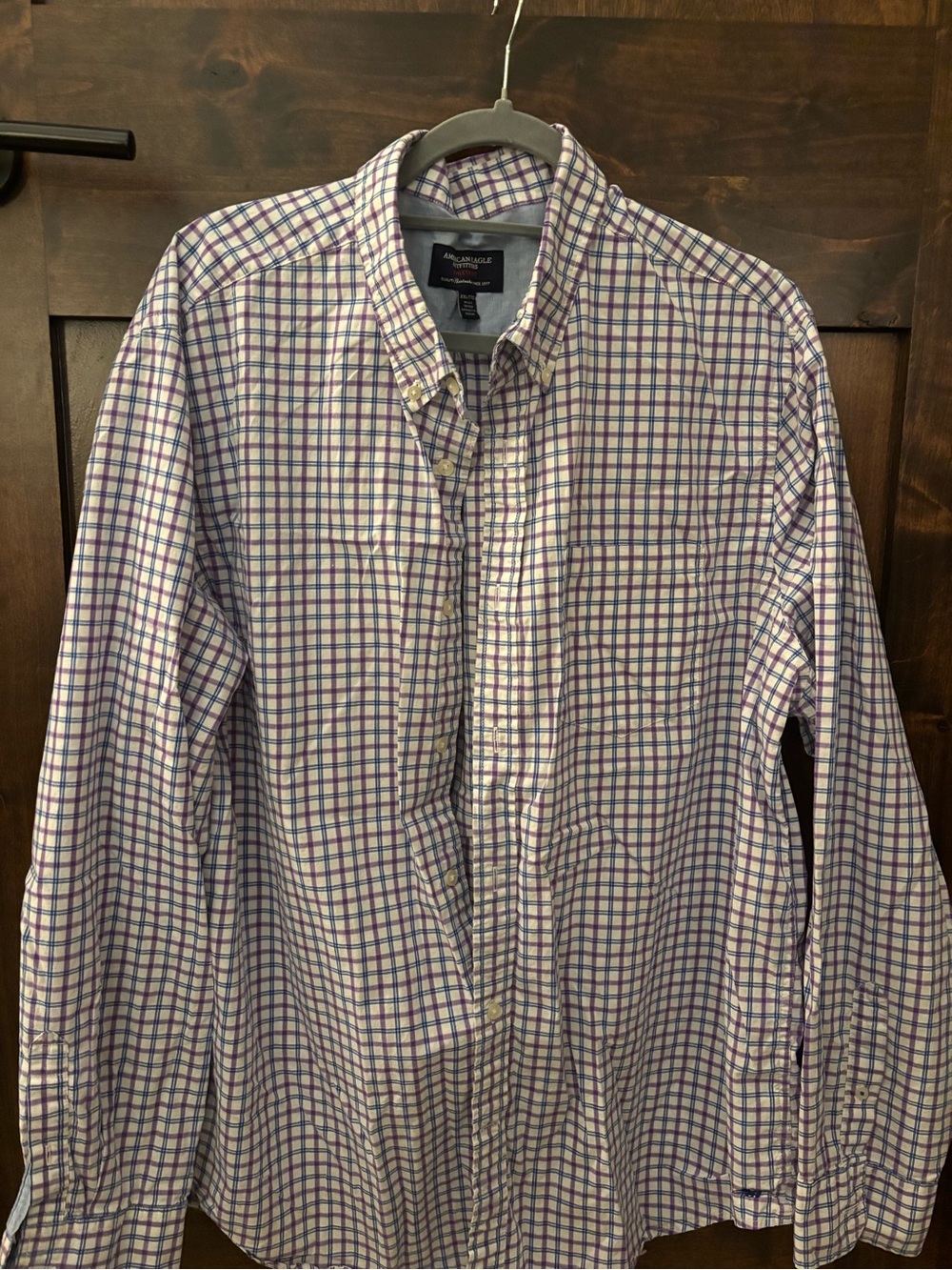 American Eagle Outfitters Men’s Button-Down Plaid Shirt in White and Purple